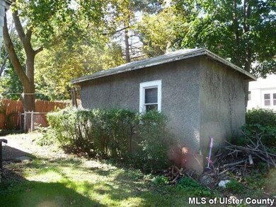 9 Forsythe Place, Newburgh, NY 12550 - photo 4