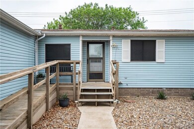 825 Santa Anna Dr, Alamo, TX 78516 - photo 3