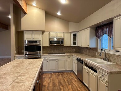 1761 Fairway Dr, Mountain Home, AR 72653 - photo 7