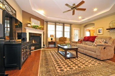 011_Family Room