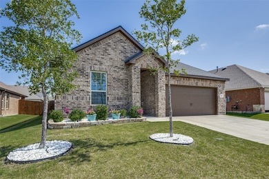 900 Honey Maple St, Princeton, TX 75407 - photo 2