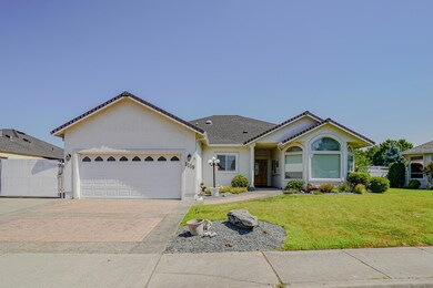 1119 Paisley Ct, Central Point, OR 97502 - photo 2