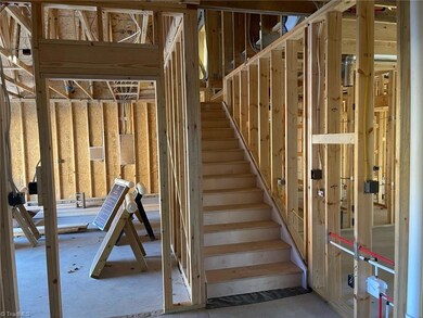 Foyer/staircase