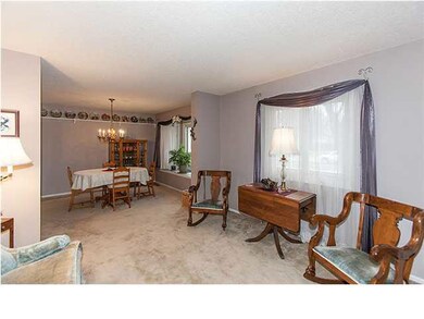 Living room/Dining room view