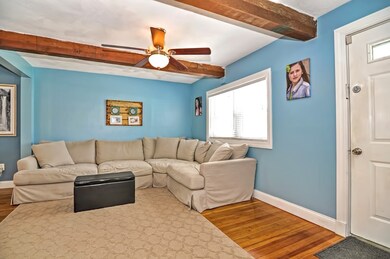 72 School St, Saugus, MA 01906 - photo 3