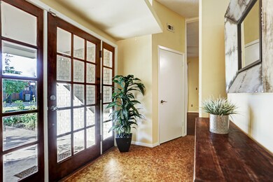 1 Pine Creek Ln, Houston, TX 77055 - photo 6