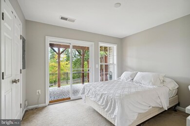 15693 John Diskin Cir, Woodbridge, VA 22191 - photo 4