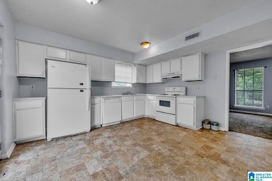 1722 6th Place Cir NW, Center Point, AL 35215 - photo 3