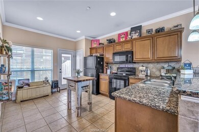 1198 Jones Butler Rd unit 403, College Station, TX 77840 - photo 6