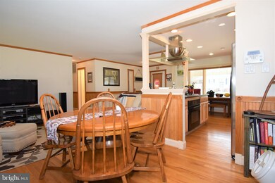 13515 Turkey Branch Pkwy, Rockville, MD 20853 - photo 5