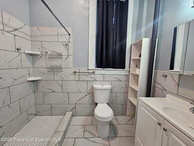 28 1/2 E Columbus Ave unit 1st fl, Pittston, PA 18640 - photo 5