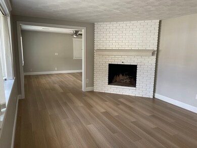 13 Taylor Ave, Burlington, MA 01803 - photo 2