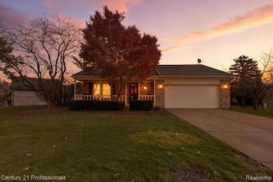 16550 Huff St, Livonia, MI 48154 - photo 2