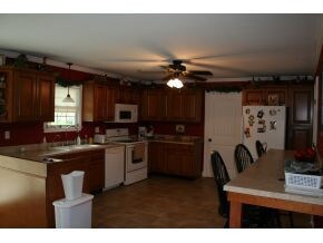Spacious Kitchen