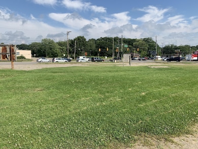 2545 S Getty St, Muskegon, MI 49444 - photo 3