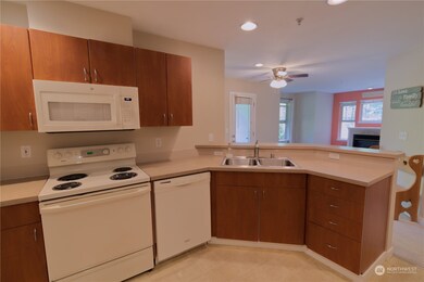 20800 72nd Ave W unit 304, Edmonds, WA 98026 - photo 7