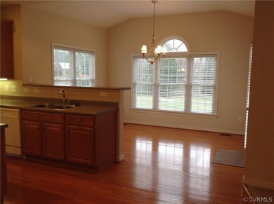 Kitchen and Breakfast Nook. Open Floor Plan.