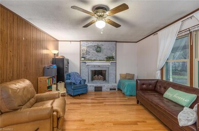 5862 Little Beane Store Rd, Seagrove, NC 27341 - photo 5