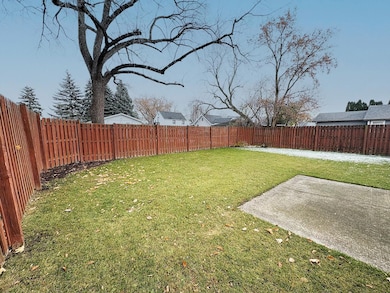 175 Plummer Ave, Neenah, WI 54956 - photo 2