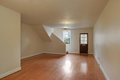 2613 Laurel St, New Orleans, LA 70130 - photo 4