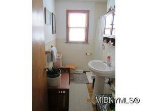 Bath#2   Spacious & Clean 8x4