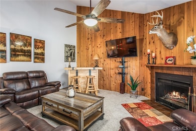 27657 Peninsula Dr unit 130 Drive, Lake Arrowhead, CA 92352 - photo 3