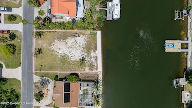 4546 Gulfstream Dr, Hernando Beach, FL 34607 - photo 2