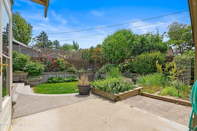 112 N 22nd Ave, Yakima, WA 98902 - photo 3