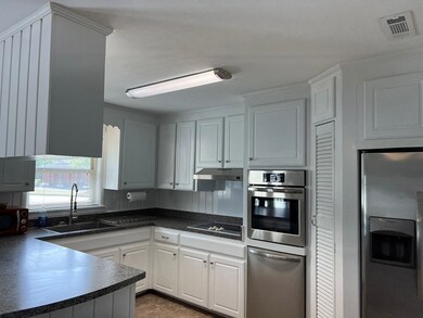 709 Mullins St, Dothan, AL 36301 - photo 4