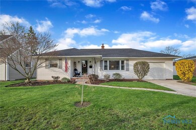 709 Erie St, Woodville, OH 43469 - photo 2