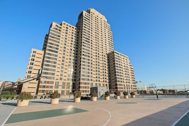 Plaza Bball View of Building