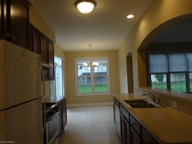 Eat-In Kitchen