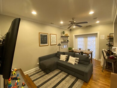 2707 W Glenlake Ave unit 1, Chicago, IL 60659 - photo 3