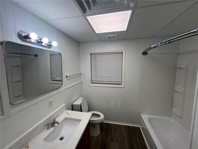 11106 N Dowling Rd, College Station, TX 77845 - photo 5