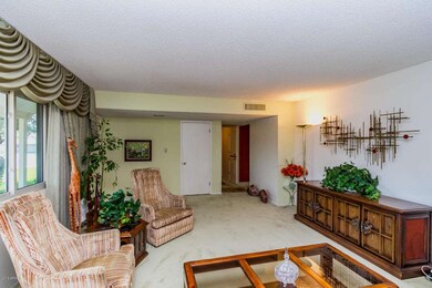 Formal Living 2