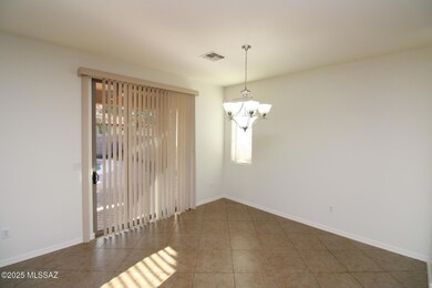 11879 W Byron Wolfe Dr, Marana, AZ 85653 - photo 6