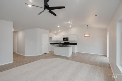 3986 E Syracuse St, Nampa, ID 83686 - photo 6