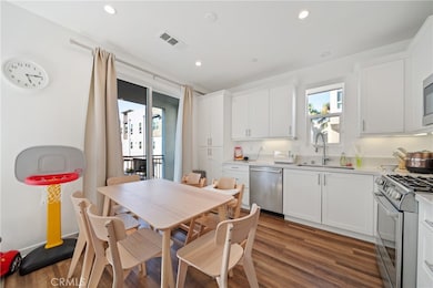 2318 Synergy, Irvine, CA 92614 - photo 5