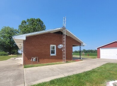10338 N Us Highway 45, Effingham, IL 62401 - photo 2