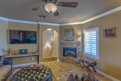 10757 N 74th St Unit 2012-large-002-7-Li