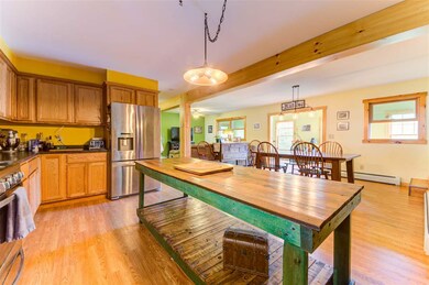 133 U S 302, Carroll, NH 03595 - photo 5