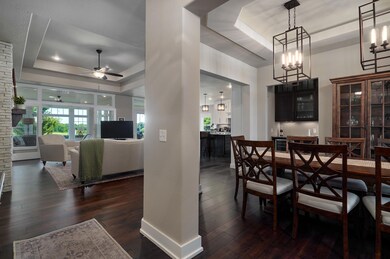 904 E Clare Ct-2