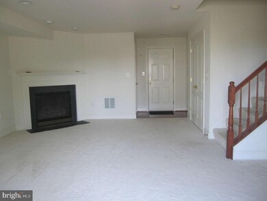 43012 Matties Terrace, Chantilly, VA 20152 - photo 4