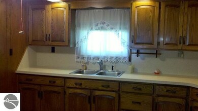 221 Cherry St, Au Gres, MI 48703 - photo 4