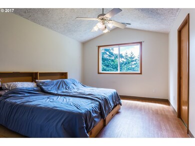 Bedroom, Primary