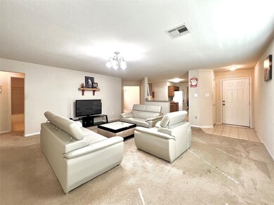 7927 Woodland Pine Dr, Houston, TX 77040 - photo 4