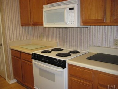 7820 Homestead Cir, Pensacola, FL 32526 - photo 5