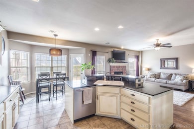 20202 E 37th St S, Broken Arrow, OK 74014 - photo 6