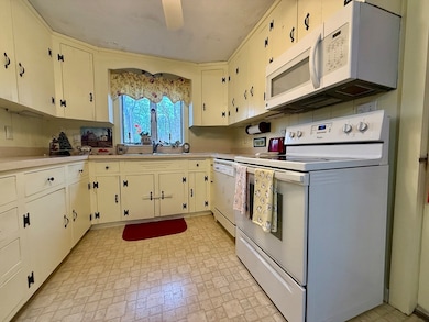 26 Dean St, Norton, MA 02766 - photo 3