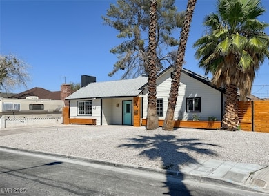 1405 S 11th St, Las Vegas, NV 89104 - photo 4